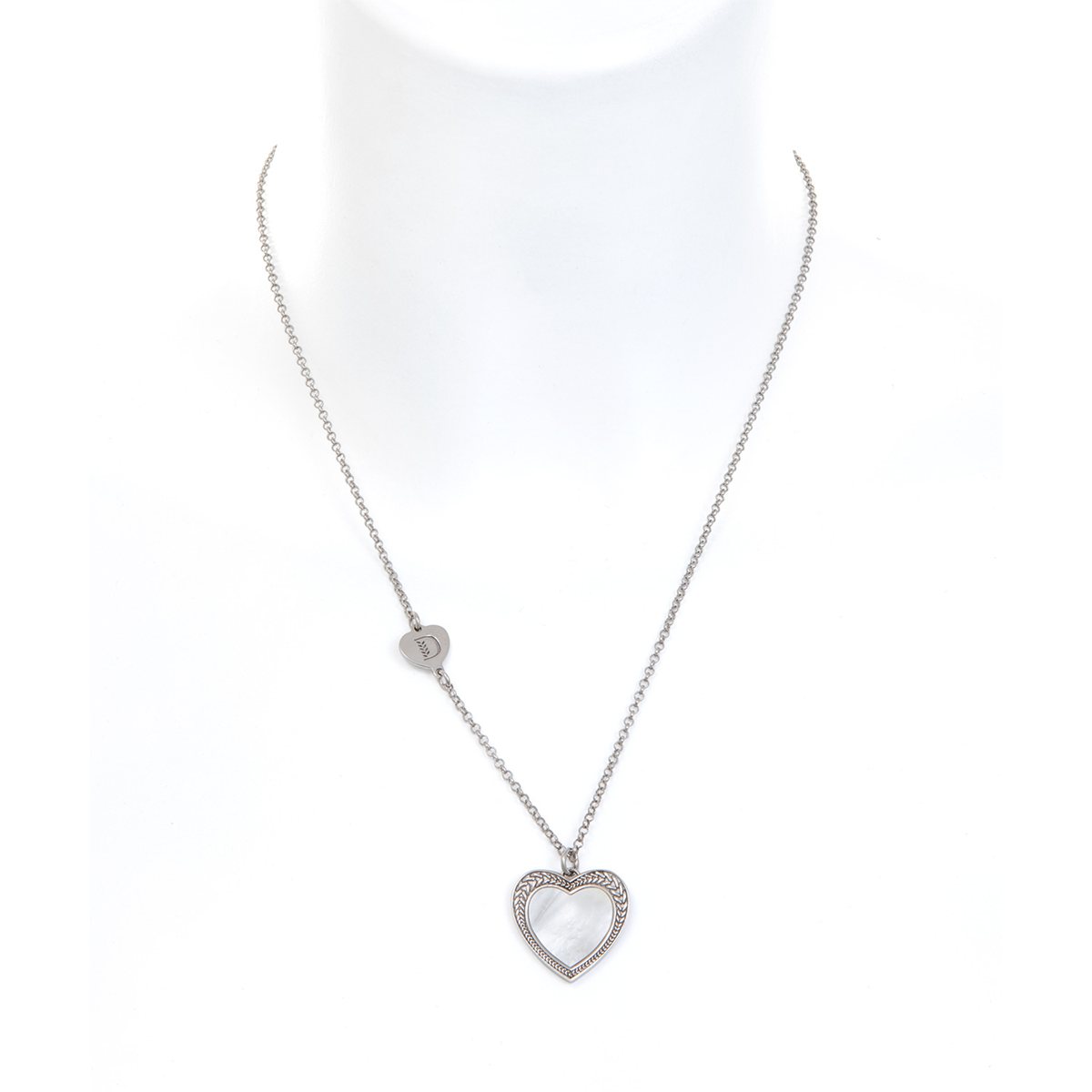 Collana cuore madreperla realizzato in argento 925 platinato dal brand dueaerre 1938
